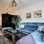 Luxurious 80m² Apartment, Stunning Sea Views - Rio Real Golf, 公寓