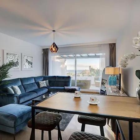 Luxurious 80m² Apartment, Stunning Sea Views - Rio Real Golf, アパート
