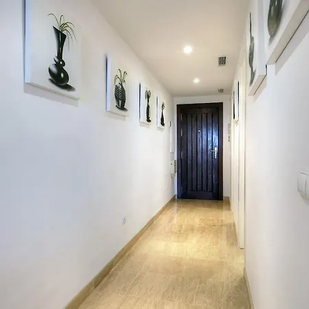 Luxurious 80m² Apartment, Stunning Sea Views - Rio Real Golf, アパート マルベーリャ